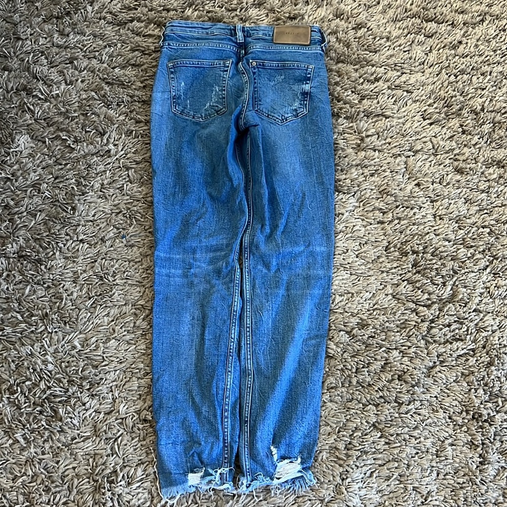 Women’s Size 25 (2) & Denim Distressed Jeans, Inseam 27’’ - Picture 2 of 8